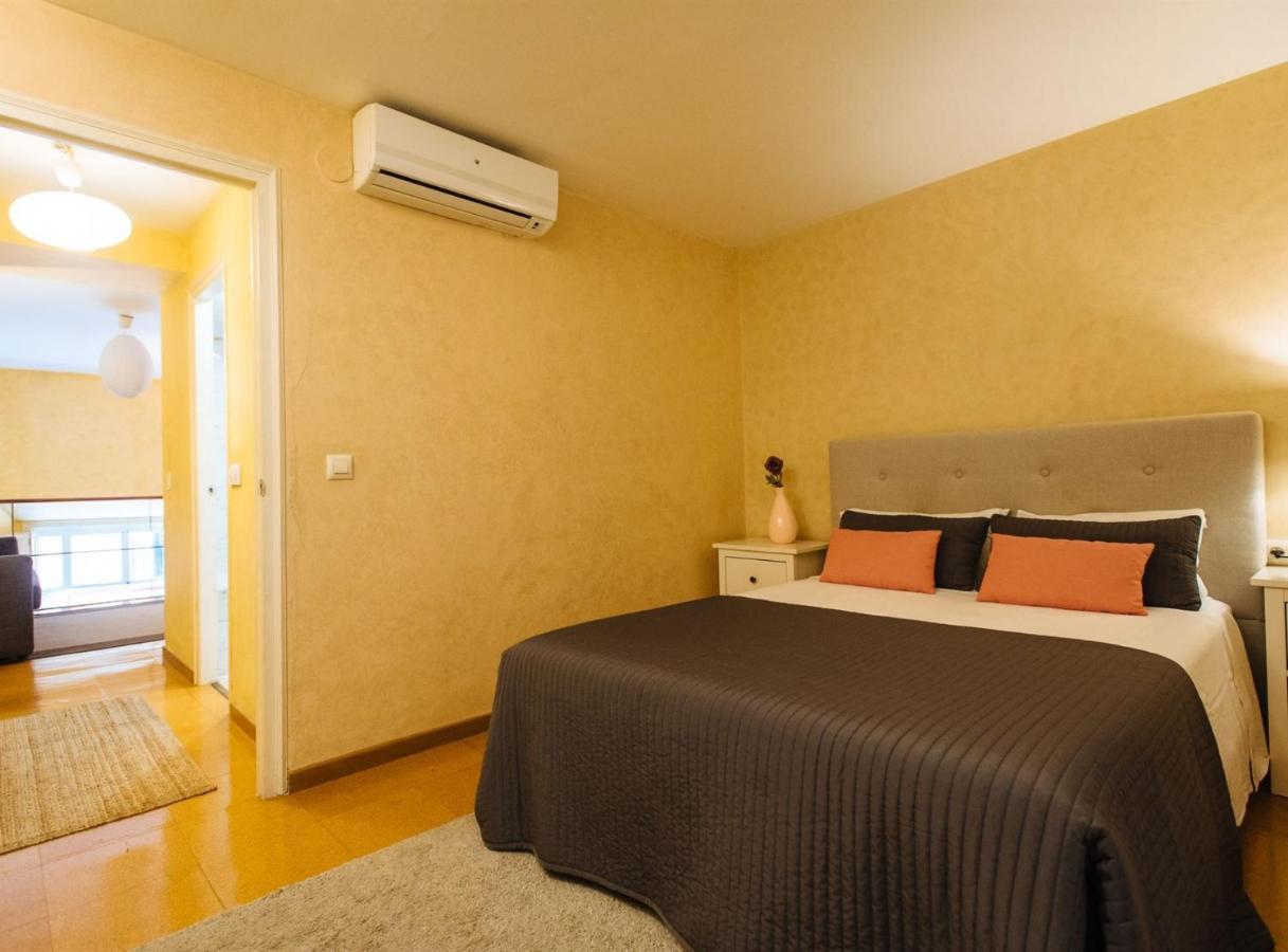 Pajaritos Suite Apartment - Private Parking Included Siviglia Esterno foto